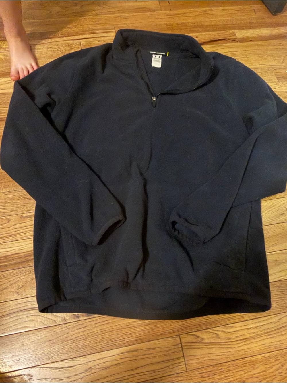 Under Armour Men's Black Quarter-Zip Fleece Pullover